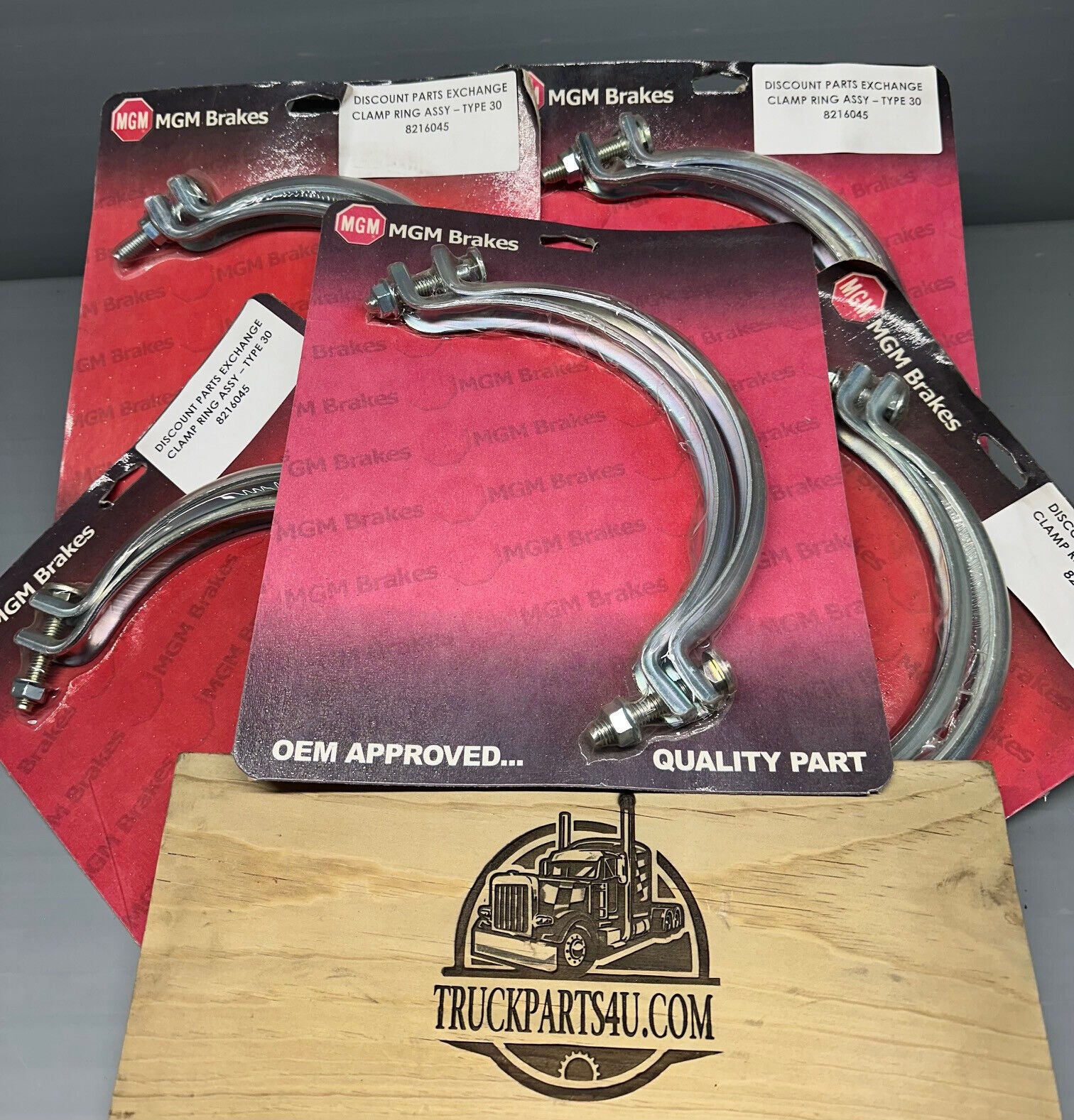 8216045 MGM Brake Chamber Clamp – Type 30 – Bendix 800910 / 28827 – Meritor RN21X